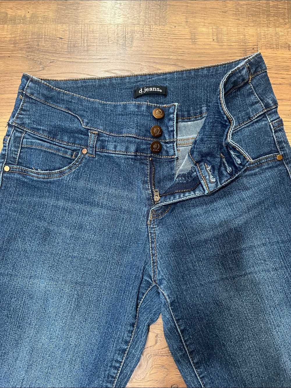 d. jeans High-Rise Dark Blue Denim Jeans with Triple Button Fly
